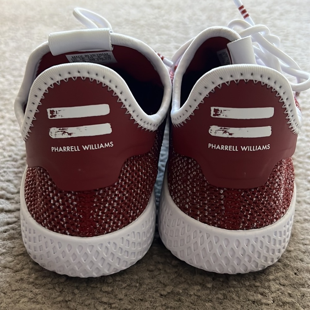 pharrell williams sneakers hu